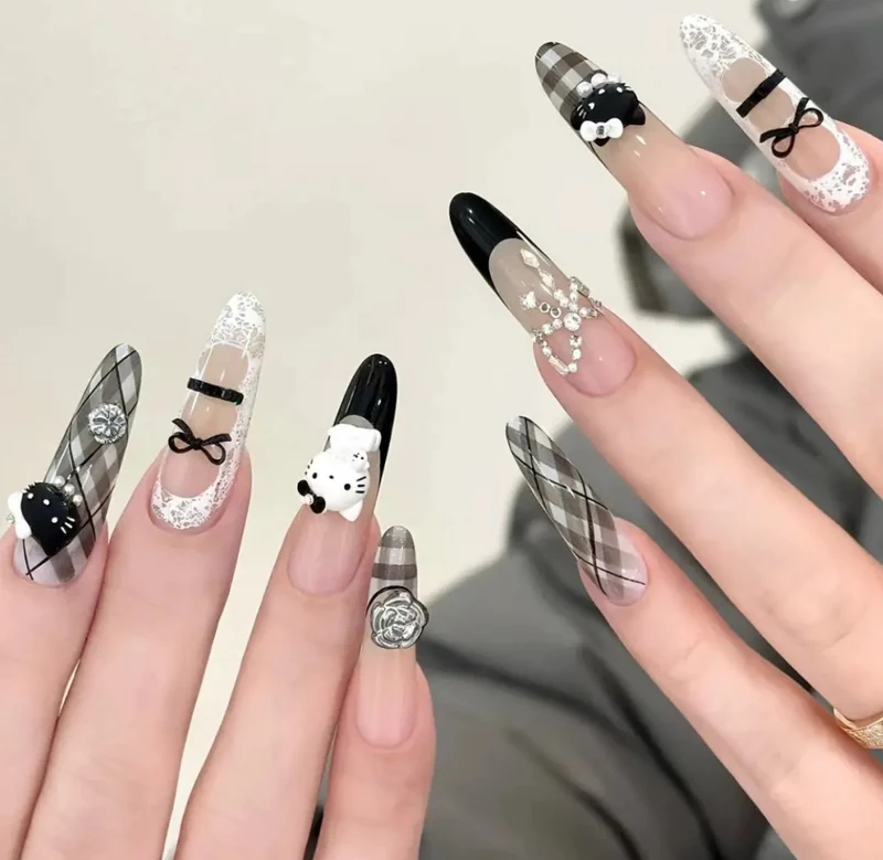 Dekorativer Luxus Press-On Nagelkunst Set