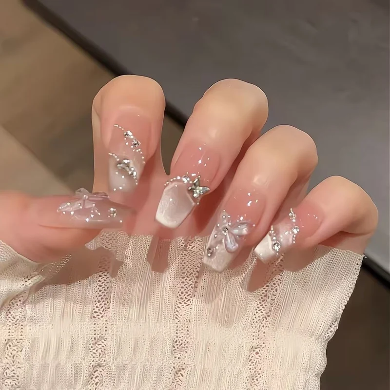 Dekoratives 3D Nagelkunst Set