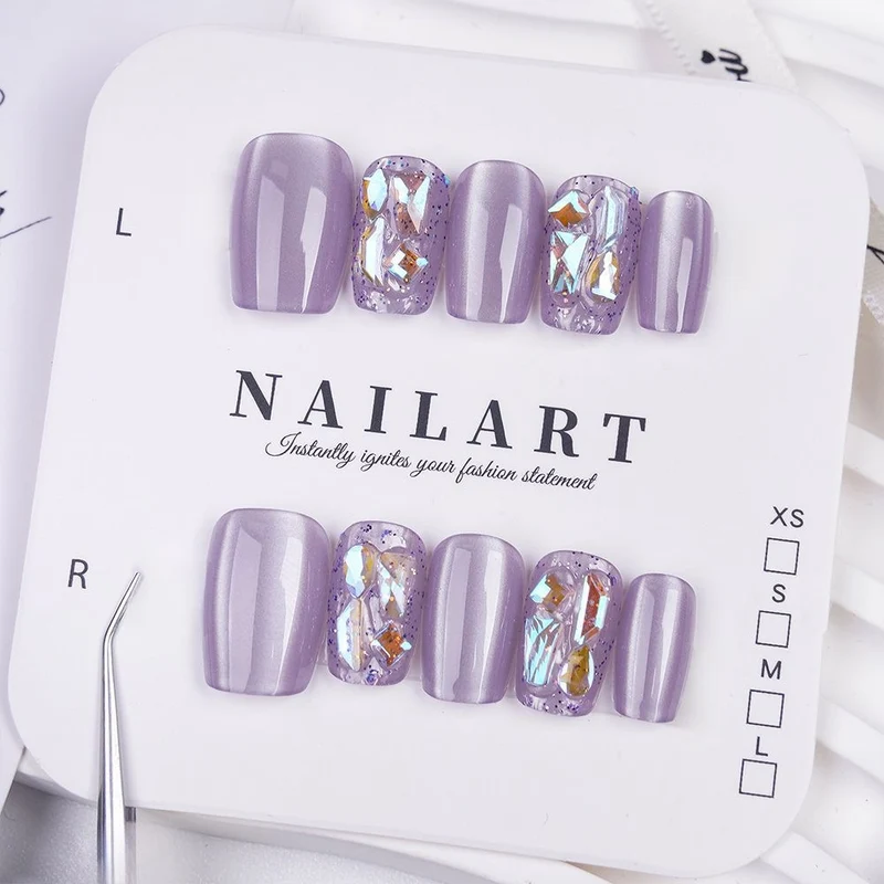 Schmetterling-inspirierte Stiletto Press-On Nägel