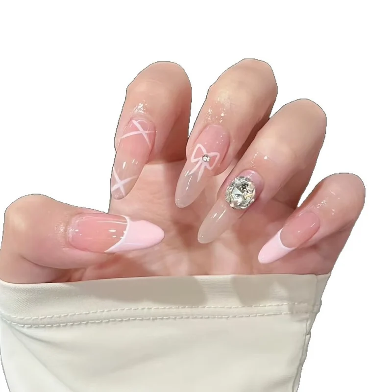 Künstlerische Stiletto-Nagelverbesserungen