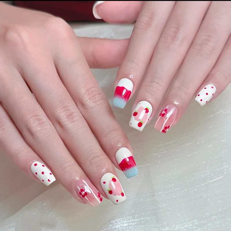Künstlerisches Nageldesign