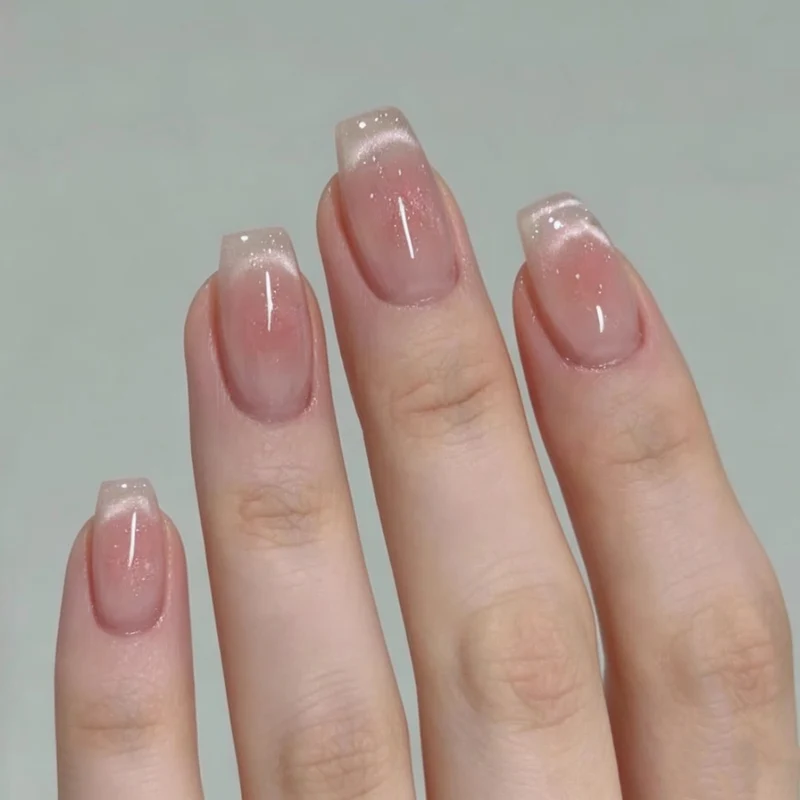 Künstlerische Nagelzubehör