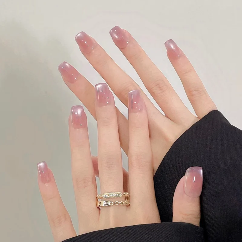 Künstlerisch Herz-verzierte Stiletto Nägel