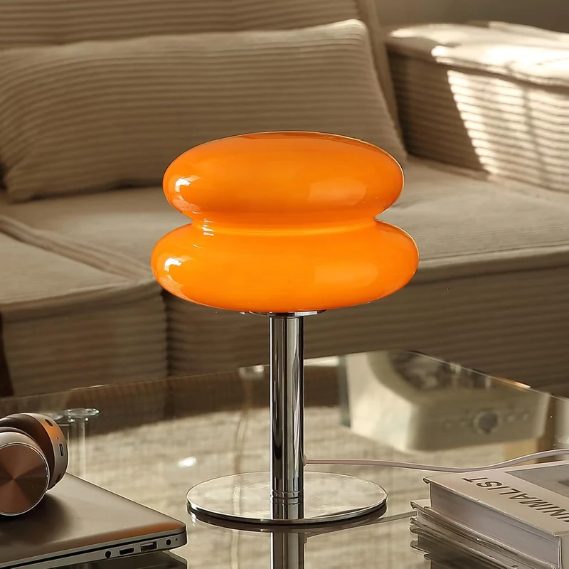 Moderner Skulpturaler Tischhocker