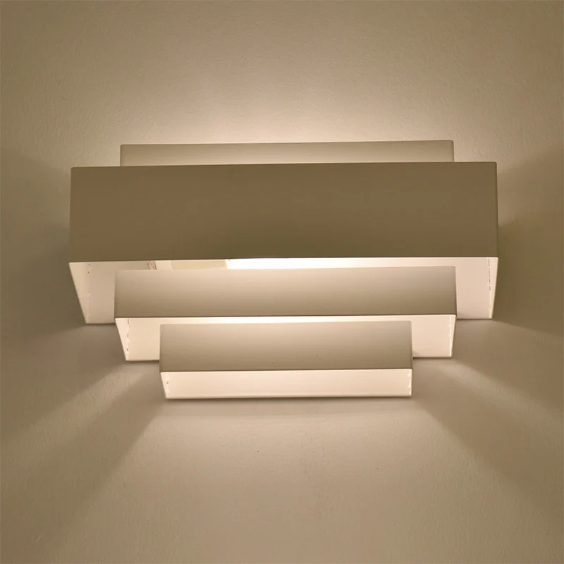Moderne Künstlerische Wandleuchte