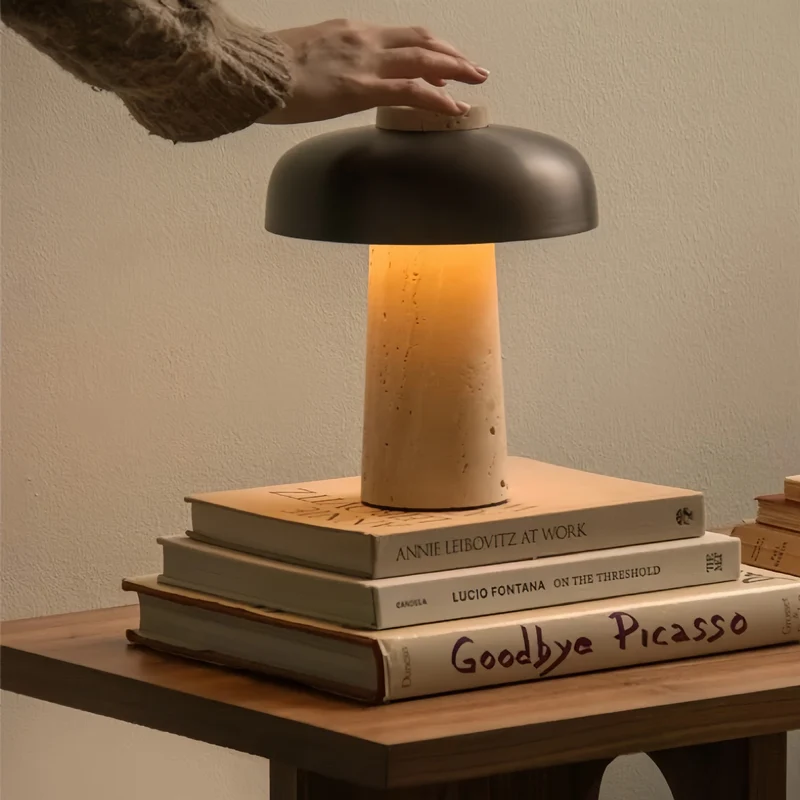 Moderne Künstlerische Tischlampe