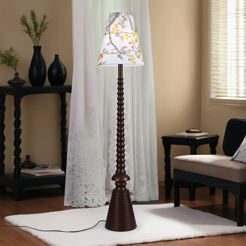 Blumenmuster Stehlampe