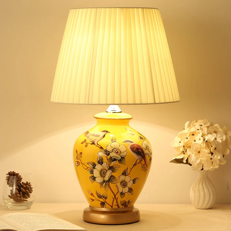Florale Dekorative Tischlampe