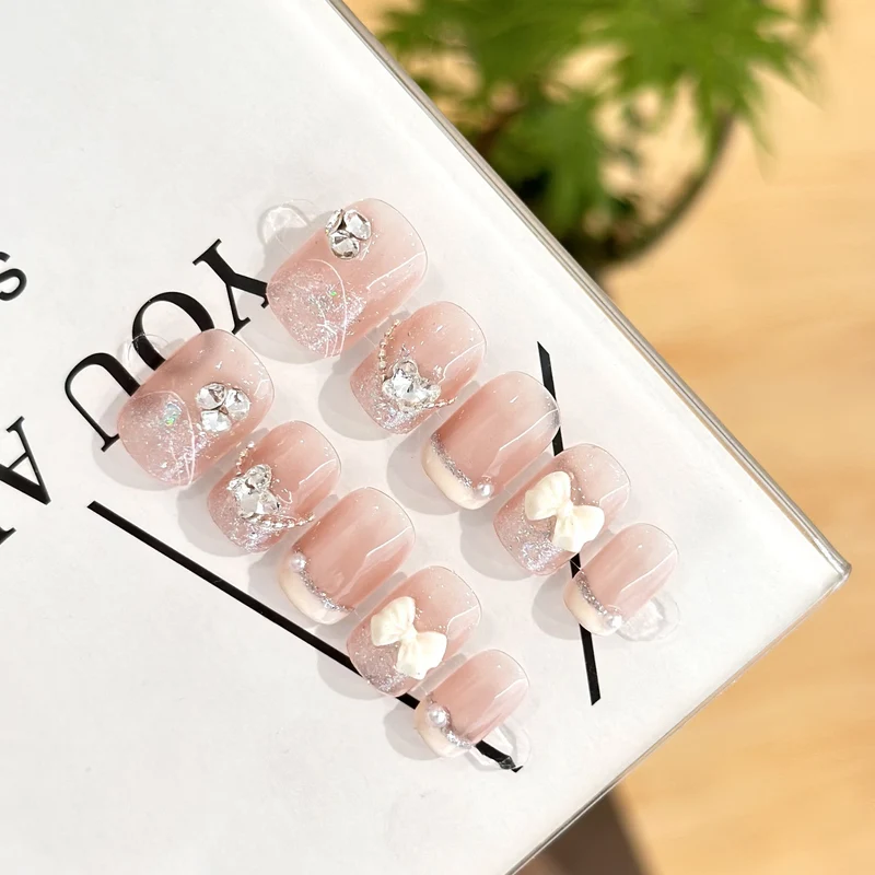 Handgefertigtes Nagelkunstset