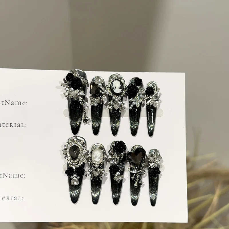 Gothic-inspiriertes Nagelkunst-Set