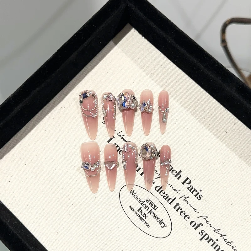 Glamouröses Rhinestone Press-On Nagelset