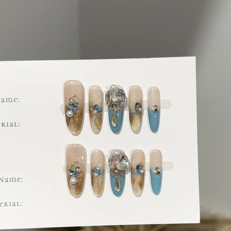 Glamourös Dekorative Press-On Nagelset