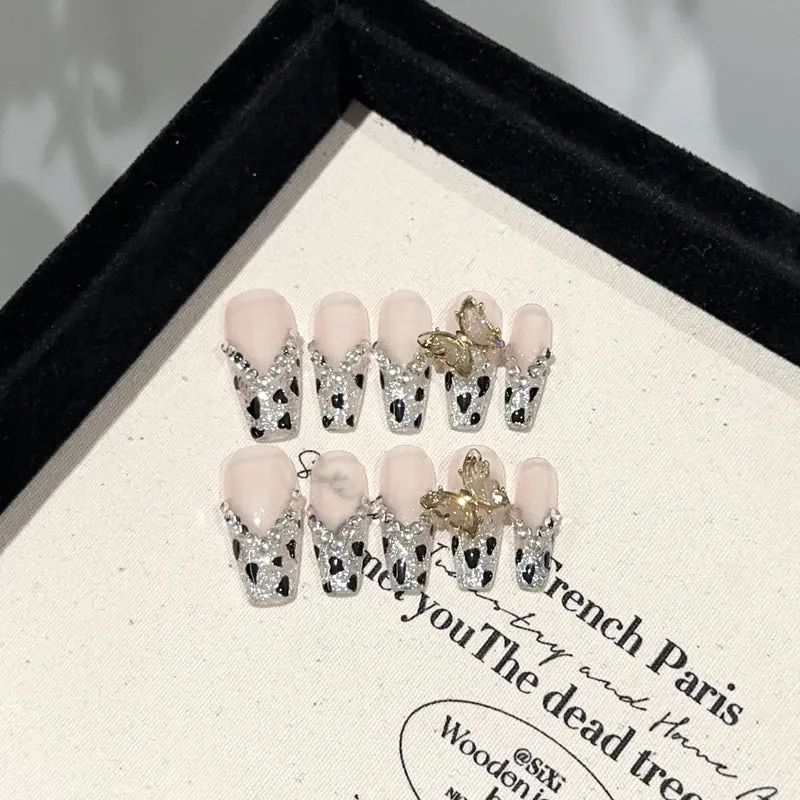 Glamourös Schmetterlings-verziertes Nagelkunstset