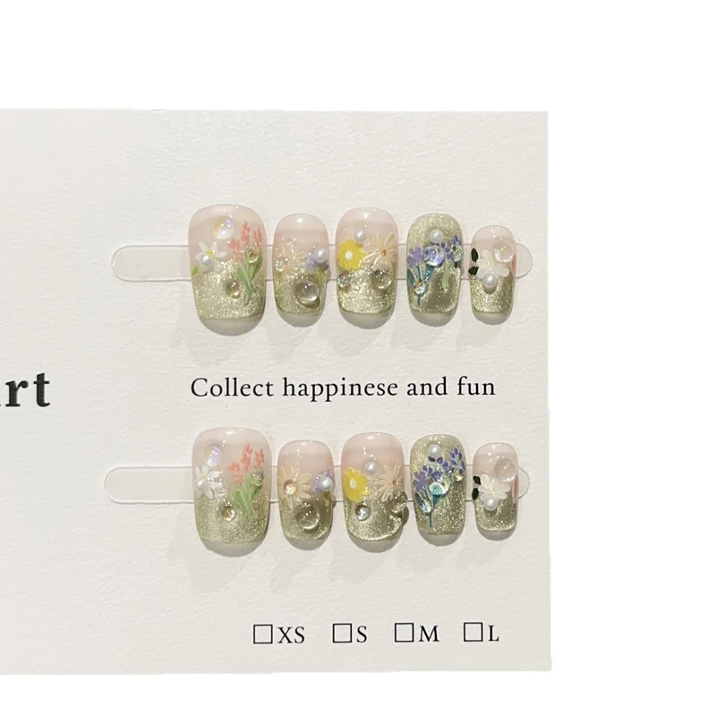 Floral Press-On Nagelkunst