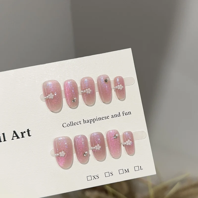 Blumenverziertes Press-On-Nagelkunst-Set