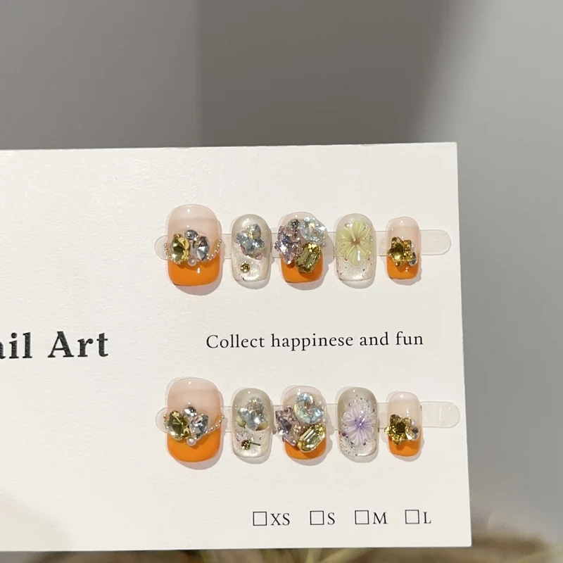 Blumenschmuck Press-On Nagelset
