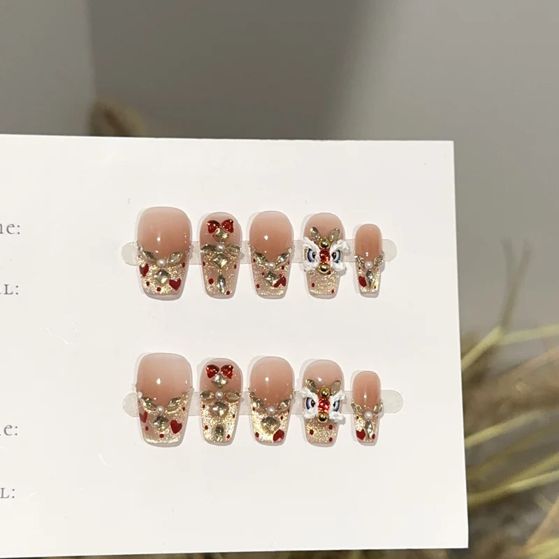 Festliche Urlaubs-themed Press-On Nagelkunst