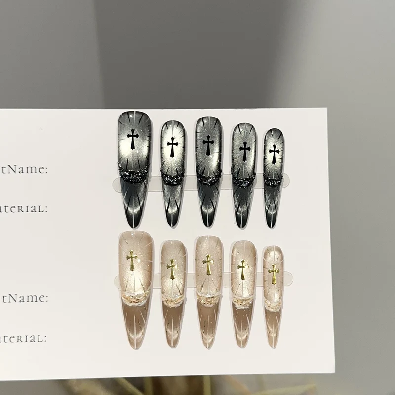 Elegante gotische Kreuz-Themen Press-On Nagel Set