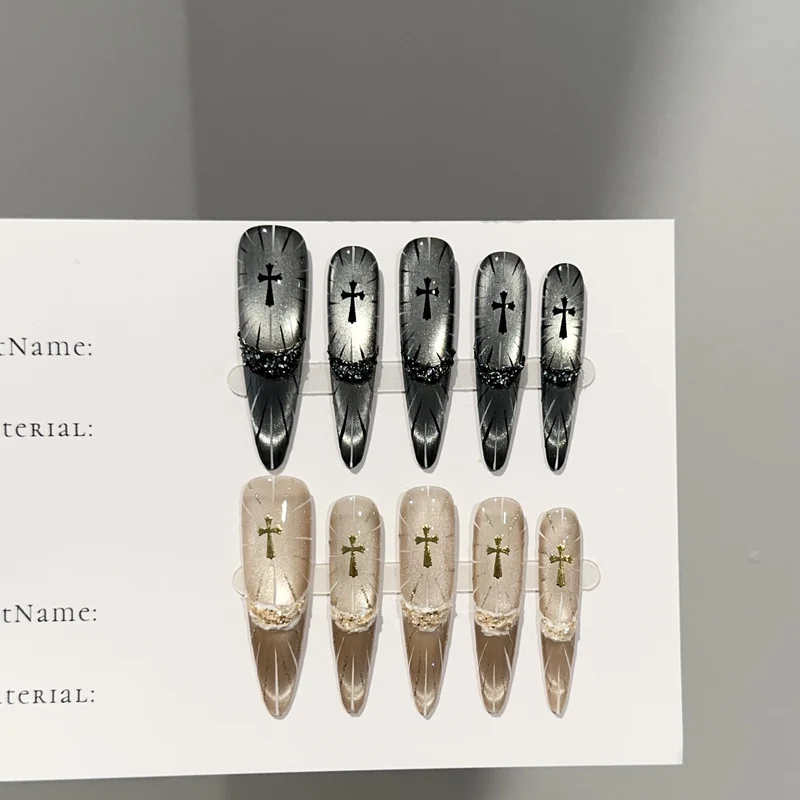 Elegante gotische Kreuz-Themen Press-On Nagel Set