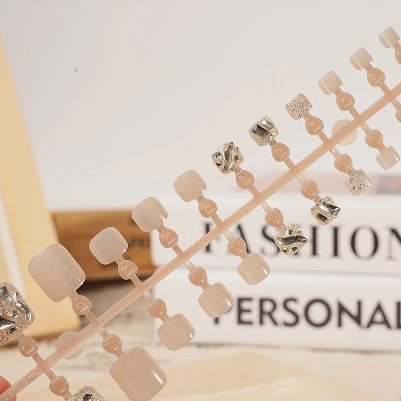 Elegante Strass Druck-Nägel Kunst Set