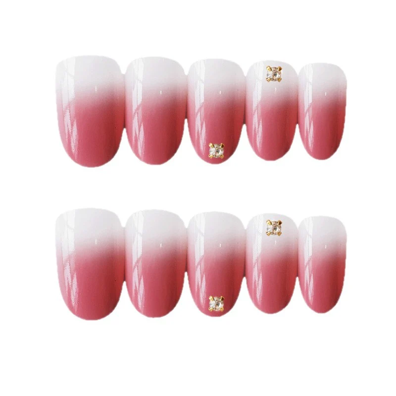 Elegantes Ombre Press-On Nagelkunst Set