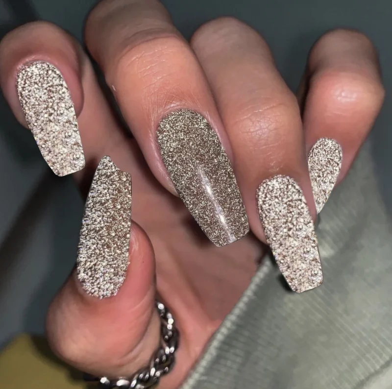Glamouröses Full-Coverage Glitzer Press-On Nagelset