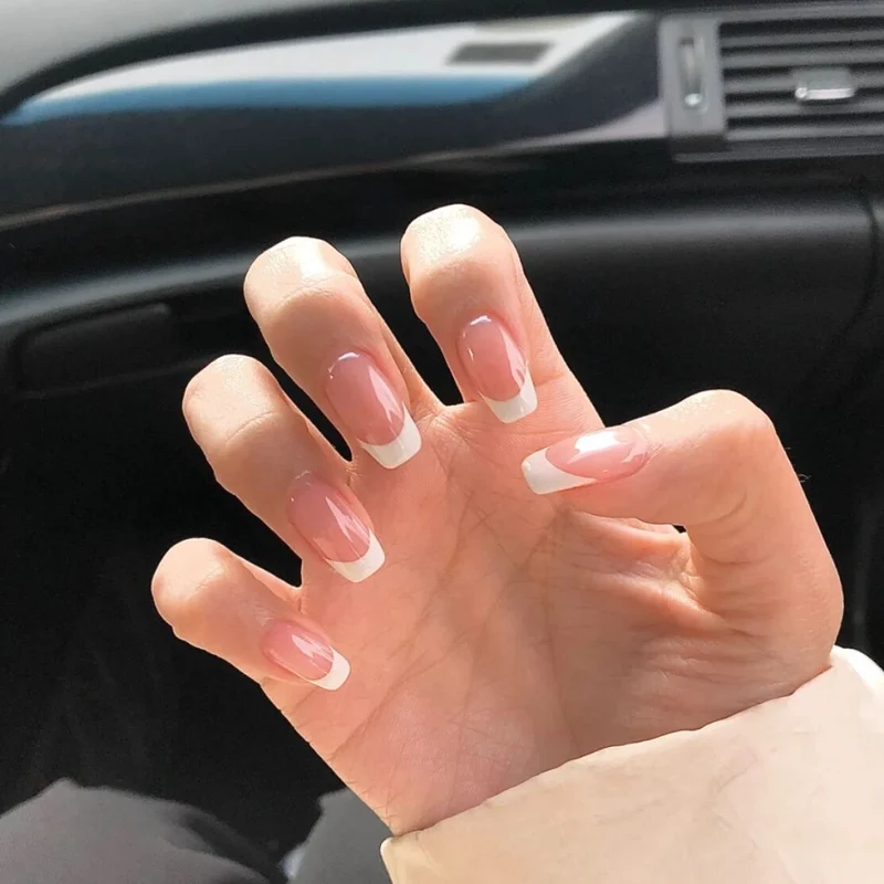French Tip Press-On Nail Art
