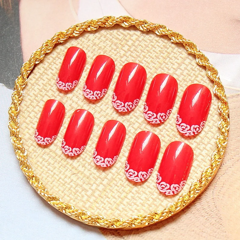 Floral Accent Press-On Nail Set