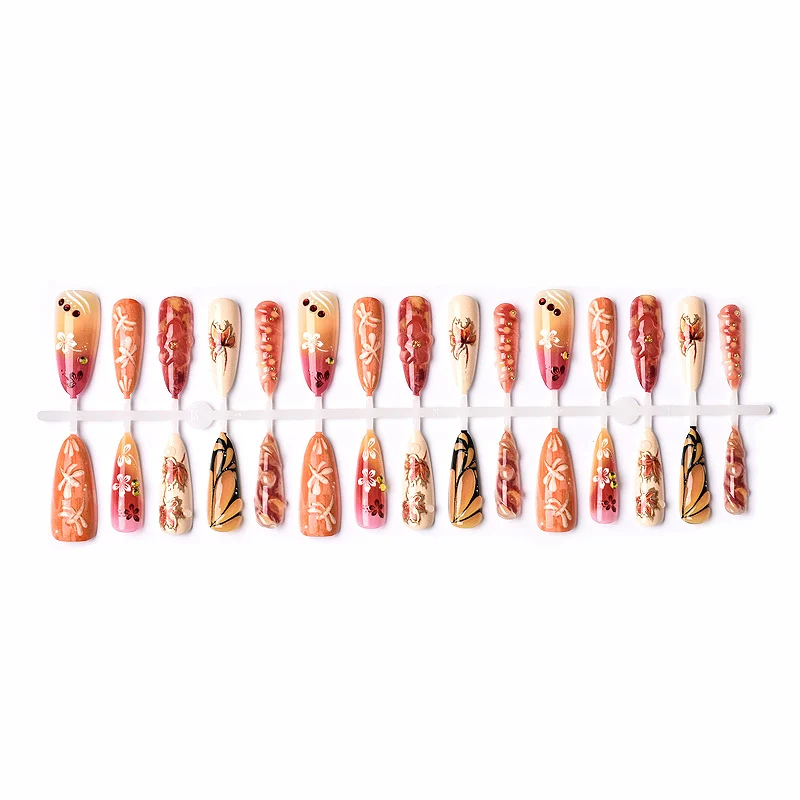 Dekorativer Press-On Nagelset