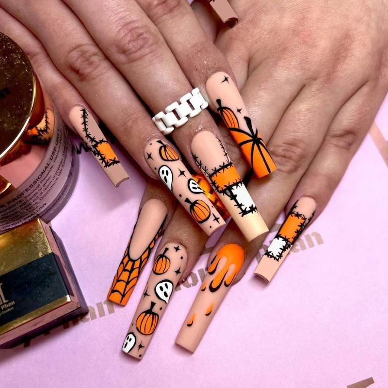 Künstlerisches Halloween-Themen Press-On Nagelset