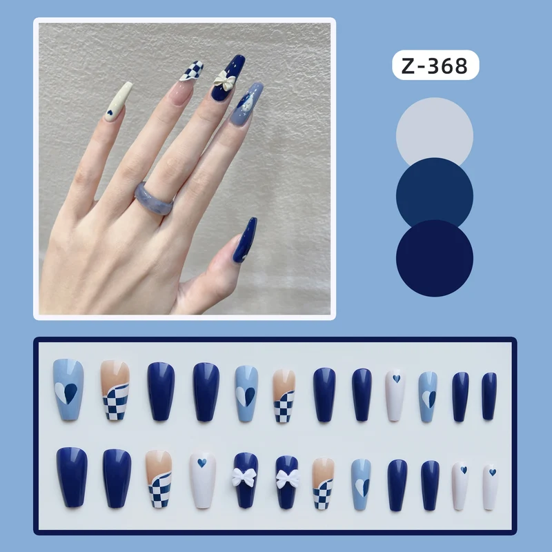 Künstlerisches dekoratives Press-On-Nagelset 1790727345