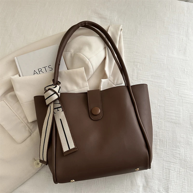 Minimalistische Kunstleder Tasche