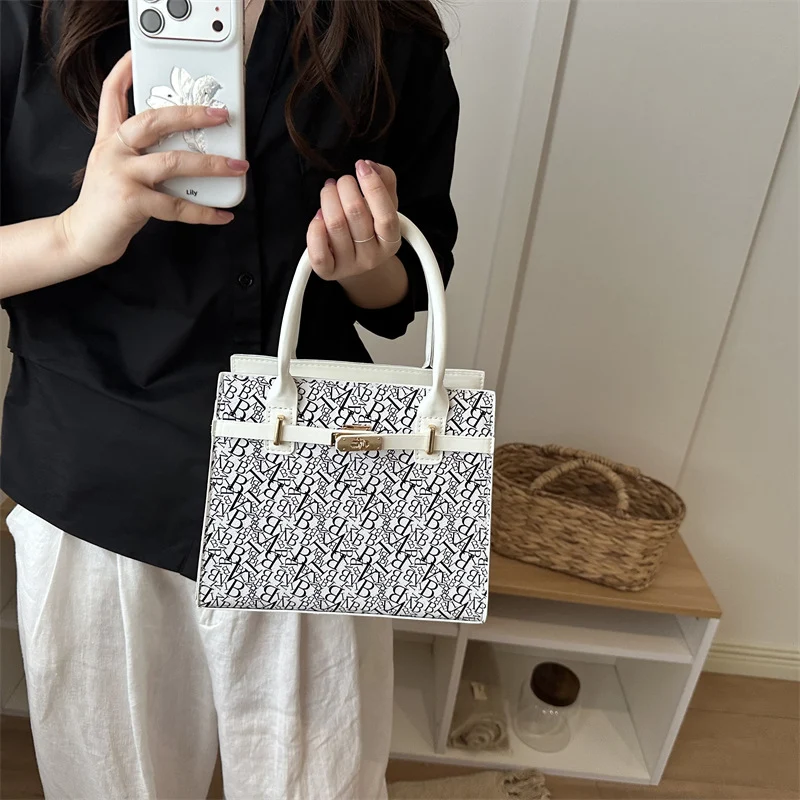 Elegante Strukturierte Handtasche 1790614103