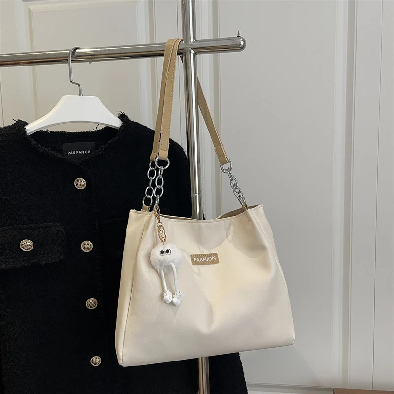 Schicke Minimalistische Handtasche
