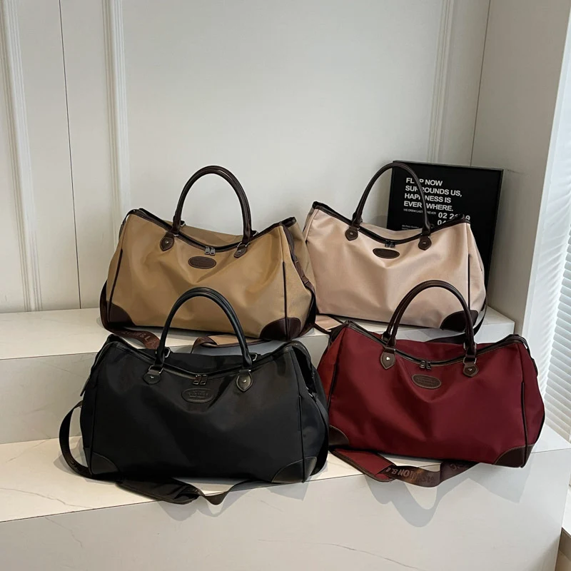 Stilvolle Wochenendausflug Duffel Tasche Karnz