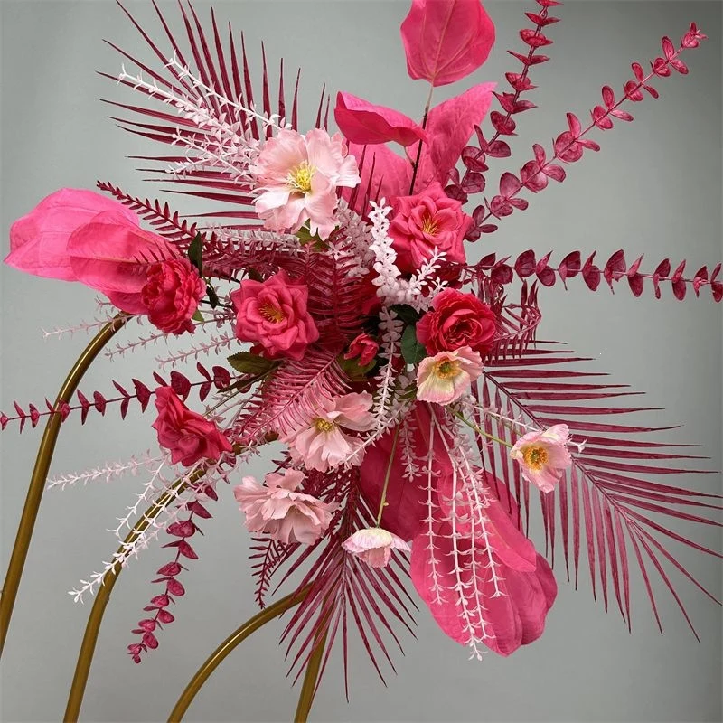 Luxuriöses Faux-Blumen-Mittelstück