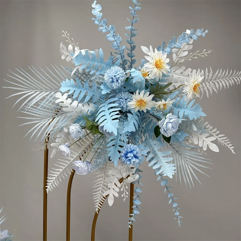 Luxuriöses Faux-Blumen-Mittelstück