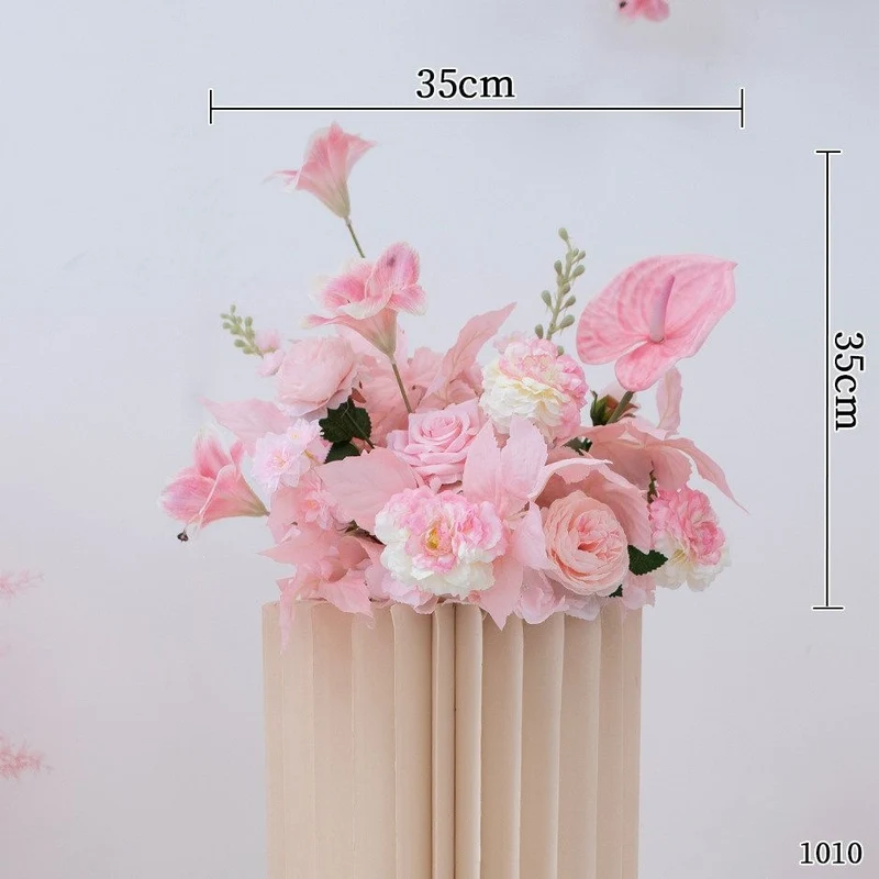Lebensechte Blumenarrangement-Darstellung