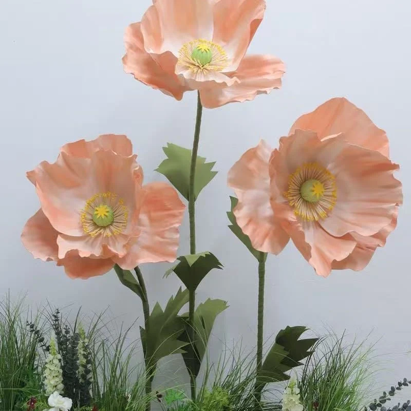 Elegante große Papierblumenanordnung