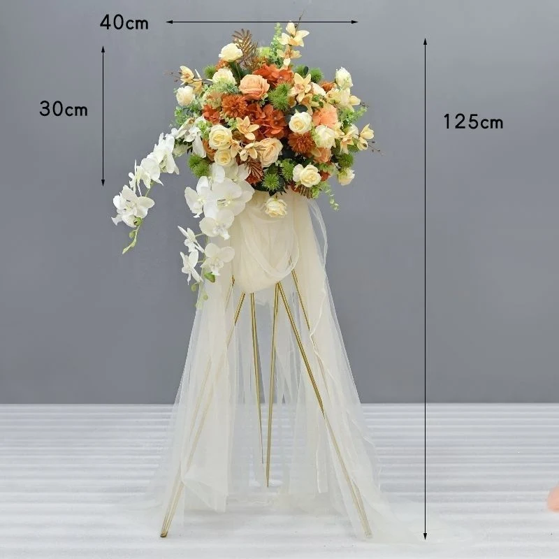 Elegante Blumen Design Ständer mit Tüll