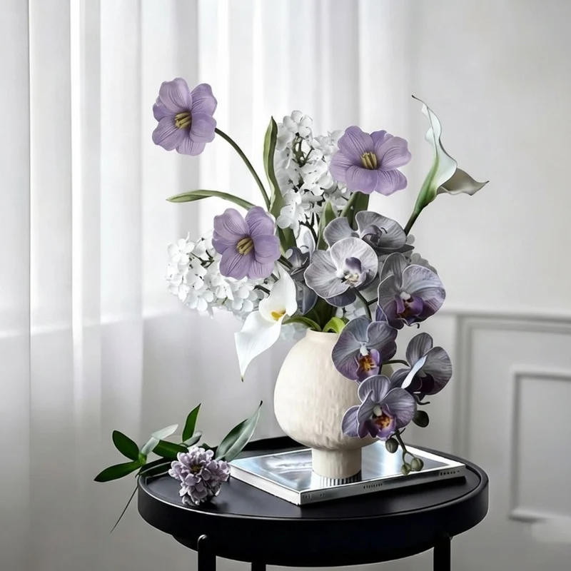 Elegante florale dekorative Anordnung