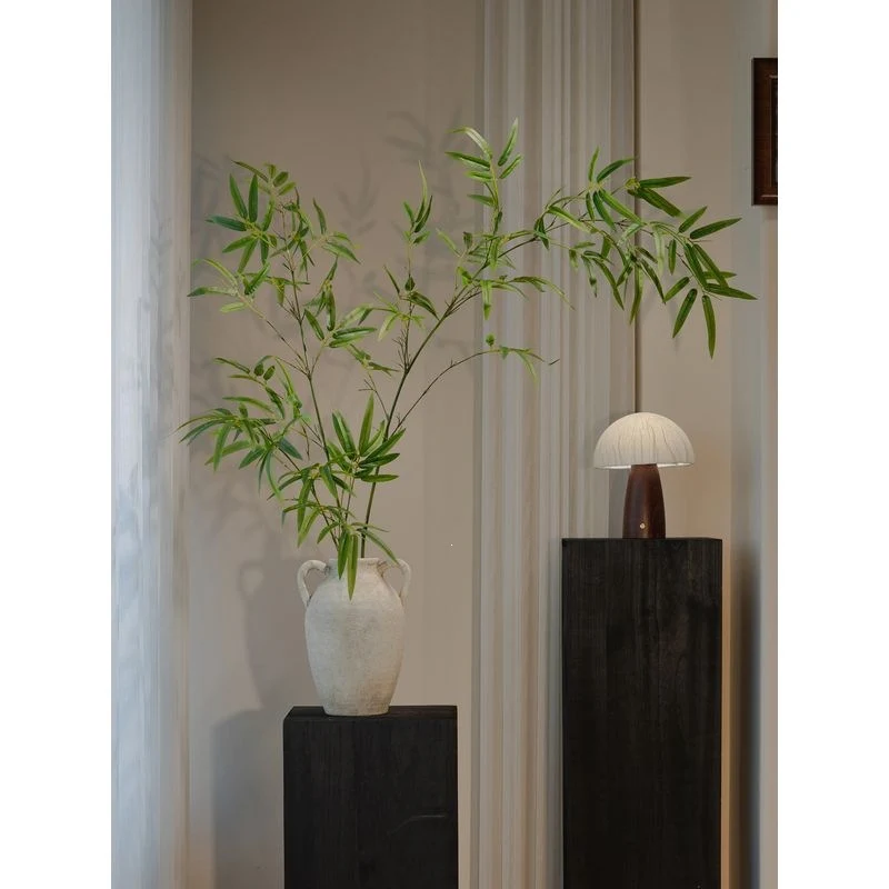 Elegante Dekorative Botanische Anordnung