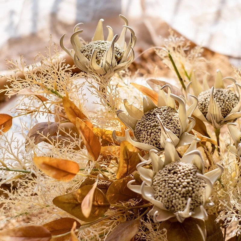 Künstlerischer getrockneter Blumenstrauß
