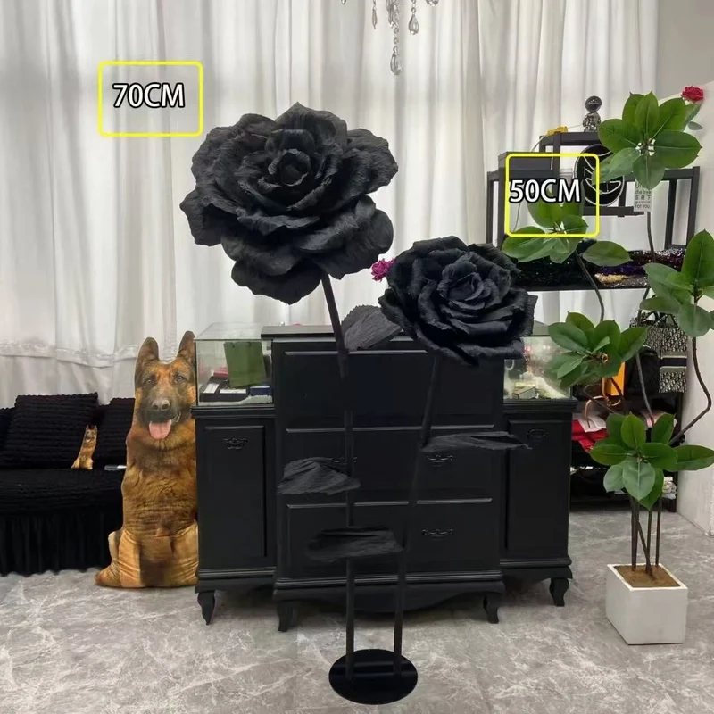 Künstlerische dekorative schwarze Rosen-Skulptur