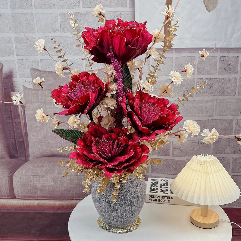 Künstliches Blumenarrangement