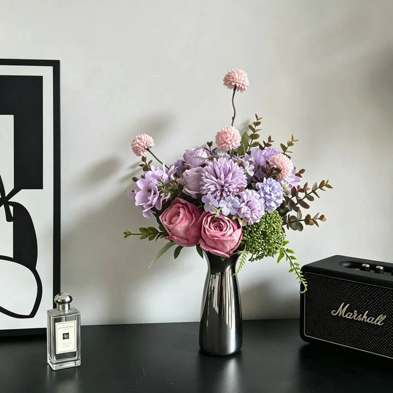 Künstlicher Blumenstrauß Display
