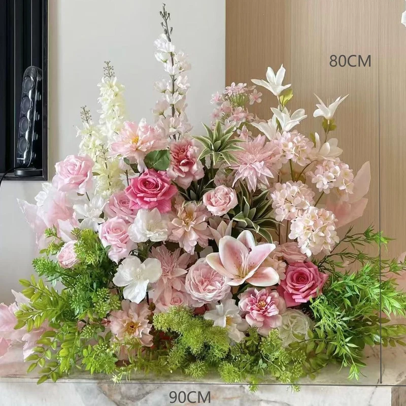 Künstliches Blumenarrangement