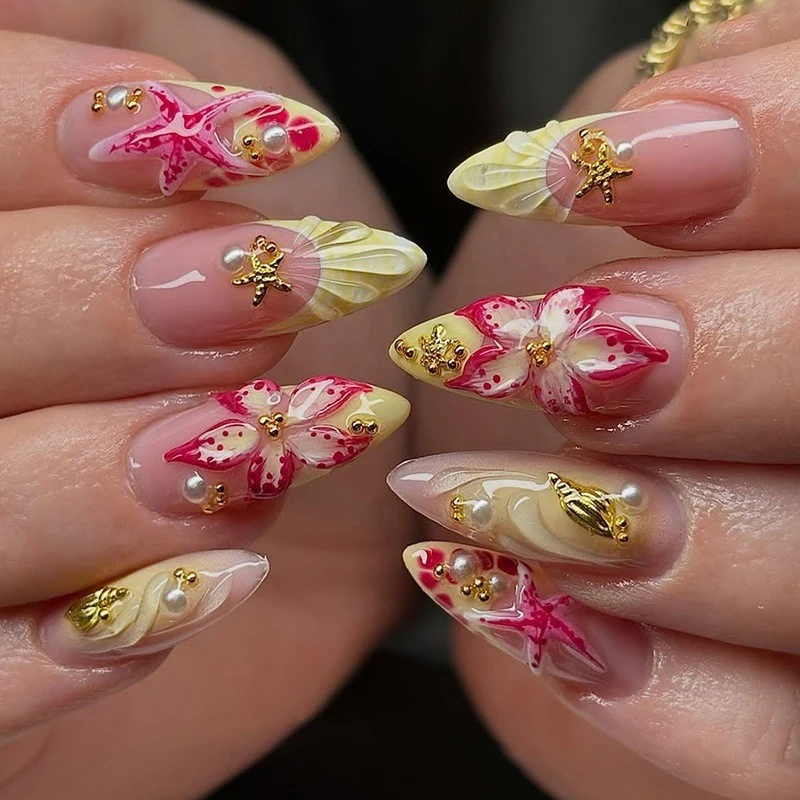 Elegante Blumen Press-On Nagelkunst Karnz