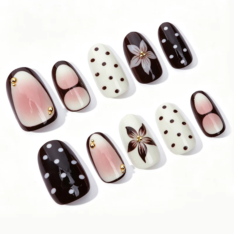 Elegantes Floral Design Press-On Nagelset Karnz