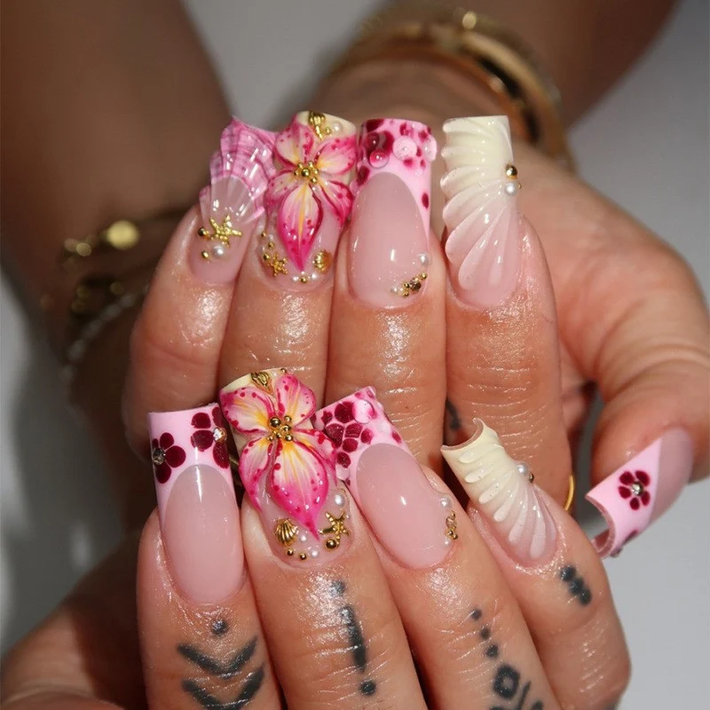 Dekoratives Press-On Nagelkunstset Karnz